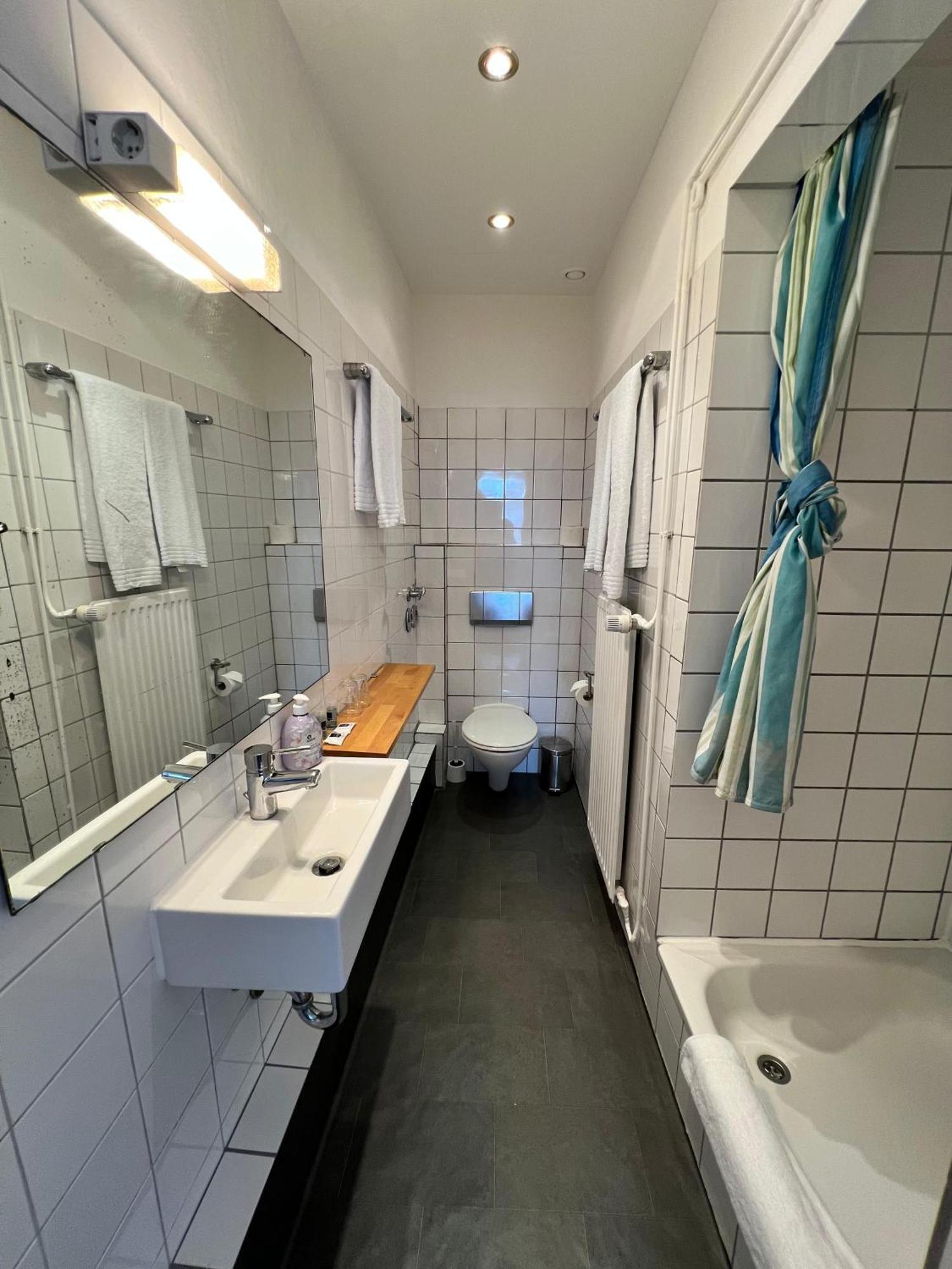 City Apartment Hotel Hamburg Отель Гамбург
